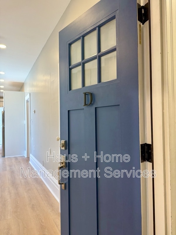 Building Photo - 906 Penn Ave