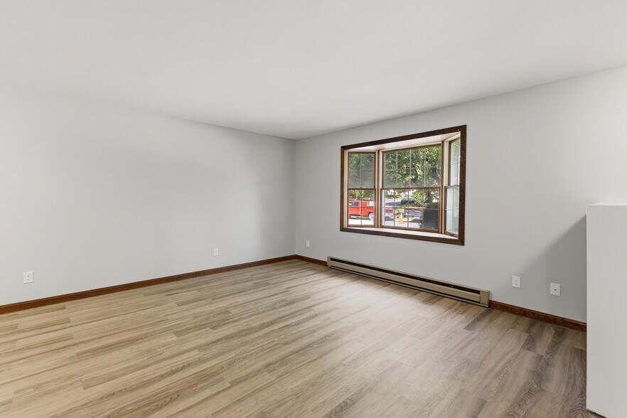 Building Photo - 630 Galen Dr