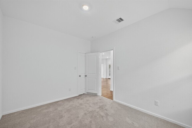 Building Photo - 3013 Myrtle Bch Ln