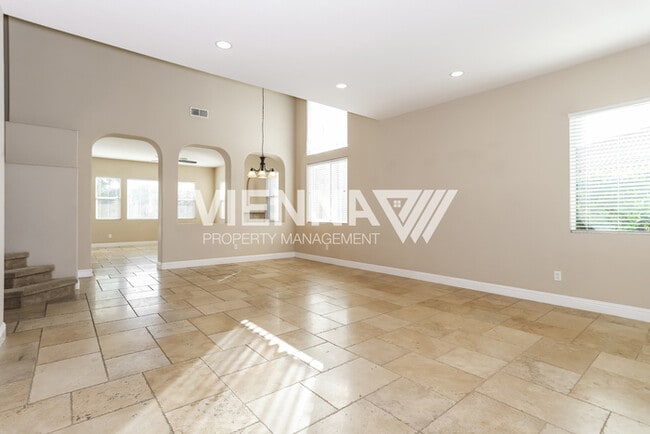 Building Photo - 4202 Mockingbird Ct