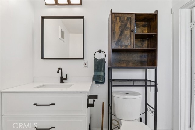 Building Photo - 230 S B St