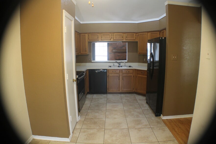 Building Photo - 1206 Devonshire Ln