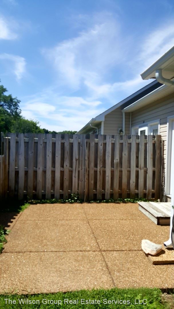Building Photo - 2 br, 2 bath House - 131 Lake Chateau Drive
