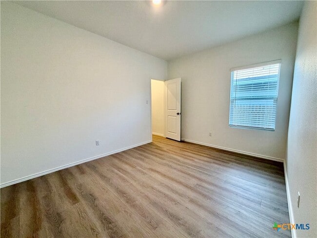 Building Photo - 345 The Bad Wy