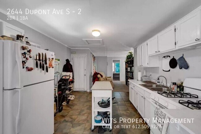 Building Photo - 2644 Dupont Ave S