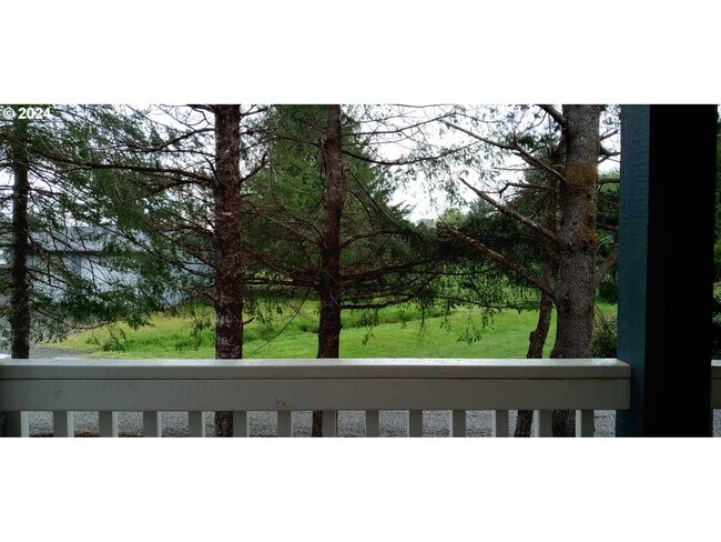 Building Photo - 348 N Falcon St