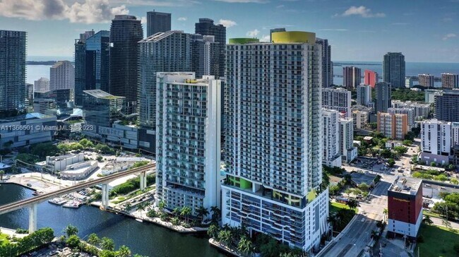 Building Photo - 185 SW 7th St