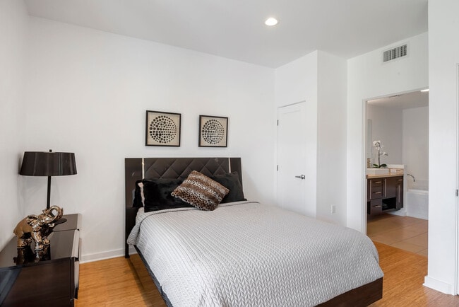 Building Photo - 13045 Pacific Promenade