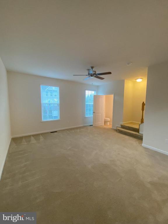 Building Photo - 118 Fritillary Ct