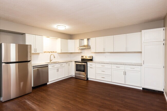 Building Photo - 5497 Archway Dr