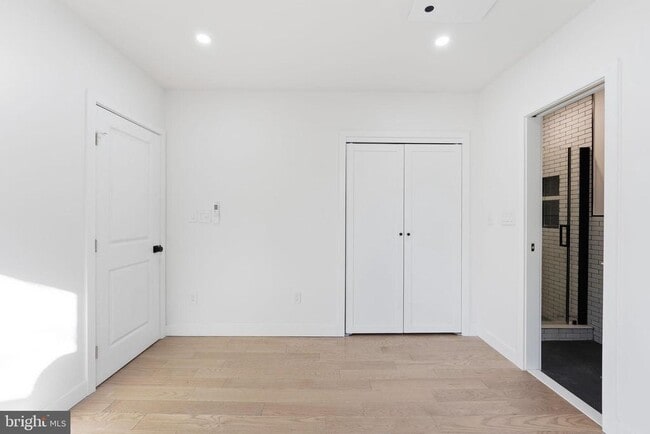 Building Photo - 718 Rhode Island Ave NW