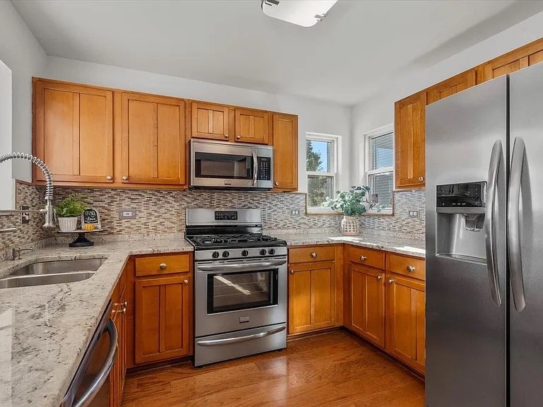 Building Photo - 2152 Brayton Pl