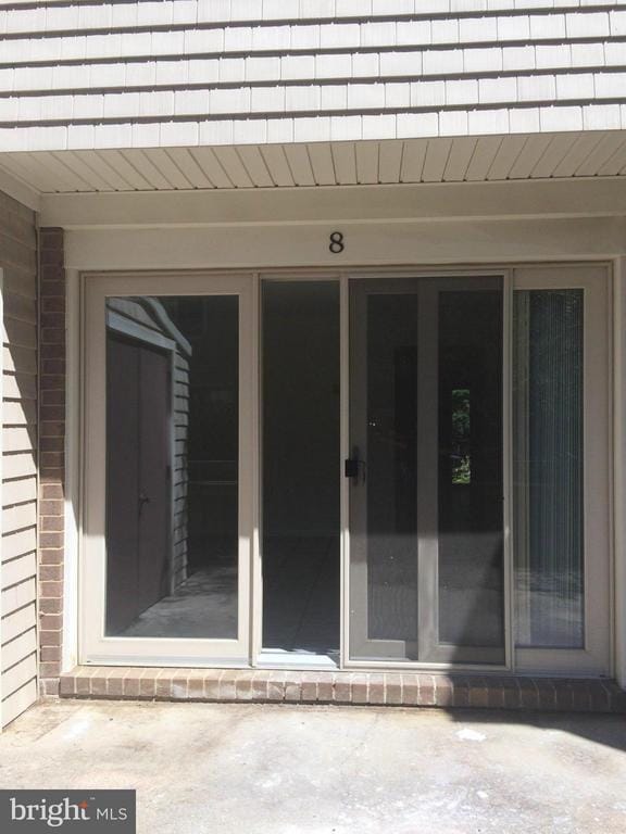 Building Photo - 8 Gentry Ct