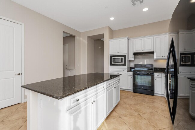 Building Photo - 38555 Camino Aguacero