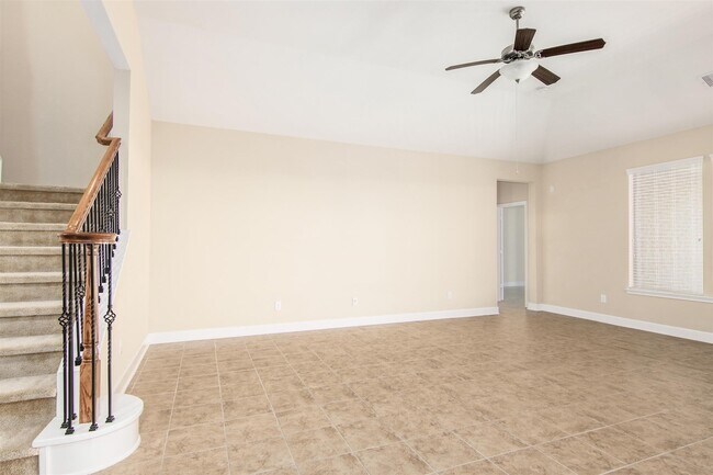 Building Photo - 26311 Parkman Grove Dr