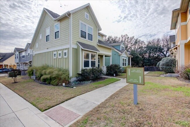 Building Photo - 12212 Tawny Farms Rd