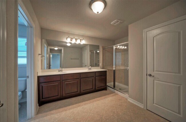 Building Photo - 14111 McCoy Lp