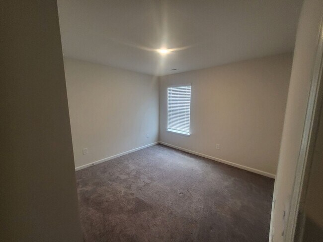 Building Photo - 4 bedroom/2 bath home in Aynor - SPECIAL! ...