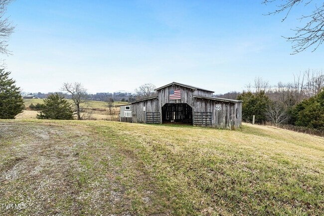 Building Photo - 649 E Fork Rd