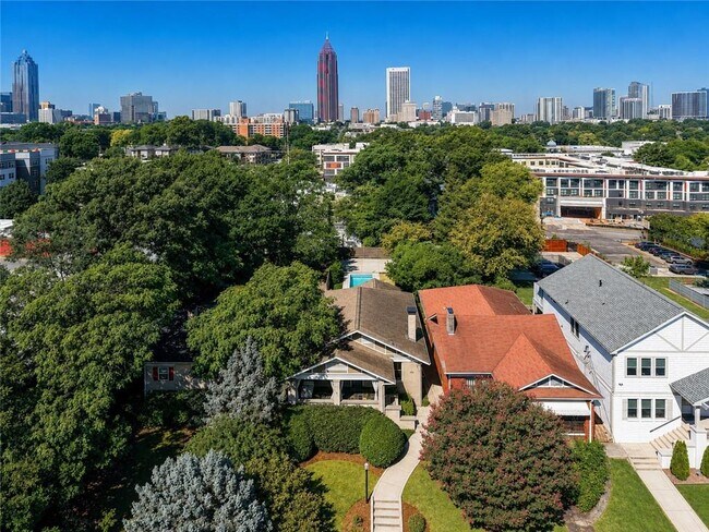 Building Photo - 620 Kennesaw Ave NE