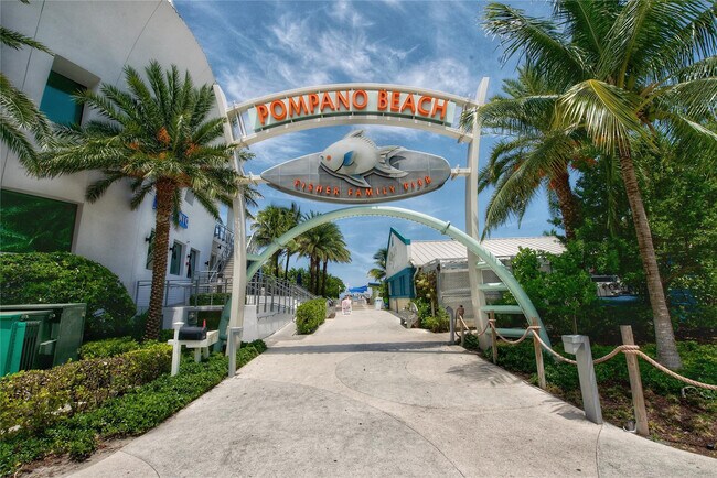 Building Photo - 777 S Federal Hwy