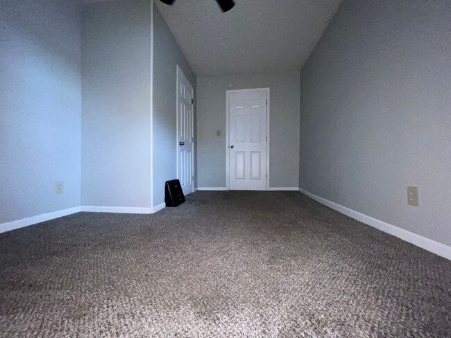 Building Photo - 403 Ohio St