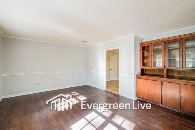 Building Photo - 1602 St Michaels Rd