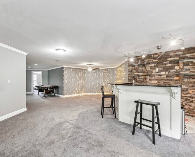 Building Photo - 4020 W Stubbs Rd