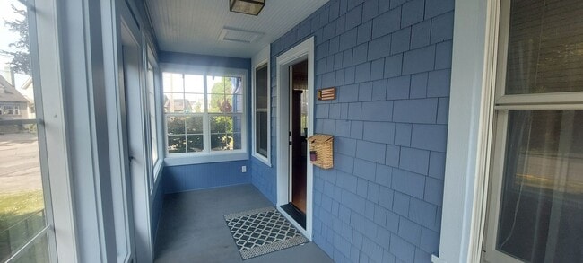 Building Photo - 1614 Eldridge Ave