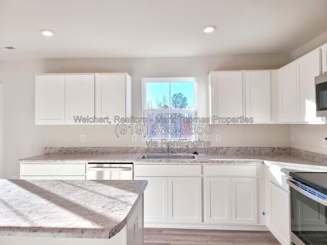 Building Photo - 1117 Bridgewater Dr