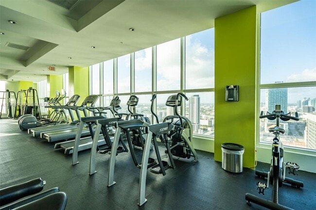 Building Photo - 133 NE 2nd Ave