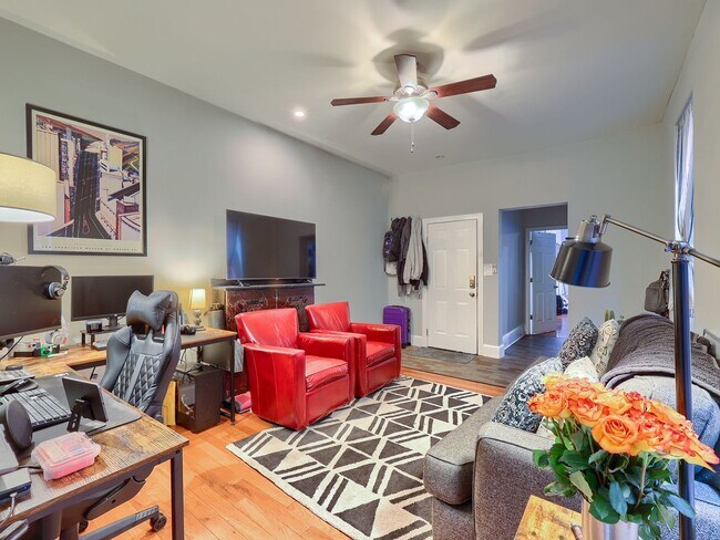 Building Photo - 1640 N 3rd St