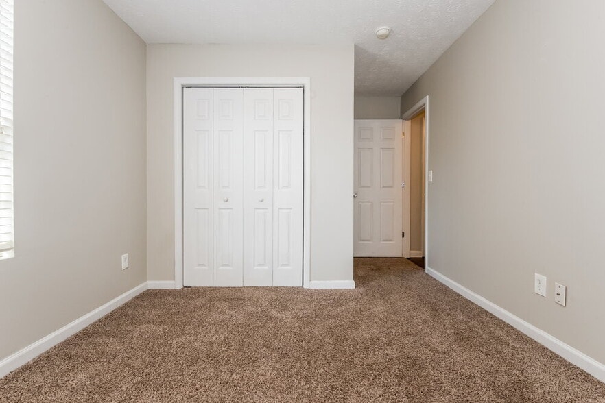 Building Photo - 717 Douglass Cir