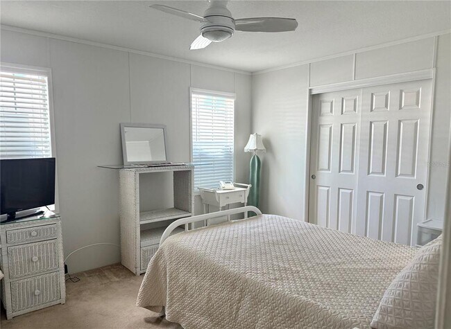 Building Photo - 5161 Boca Raton Ave