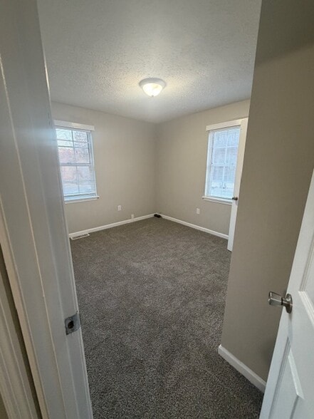 Second Bed - 3203 Island Rd