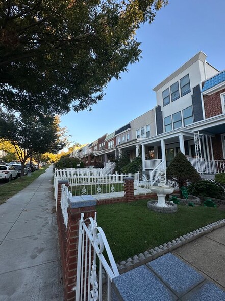 Building Photo - 1925 H St NE