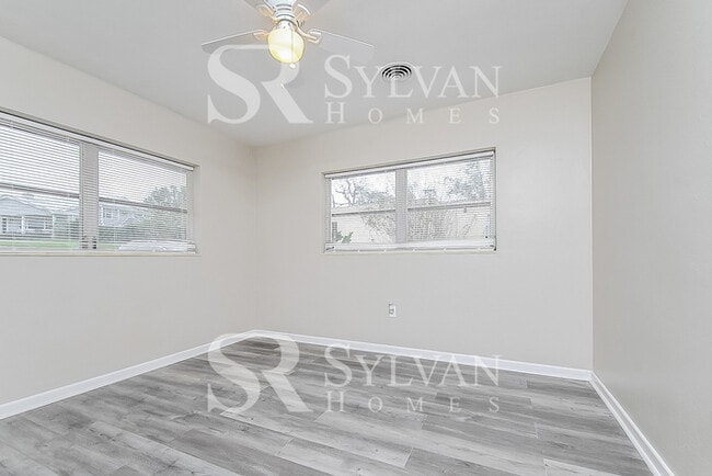 Building Photo - Enjoy living the good life in this 3 bedro...
