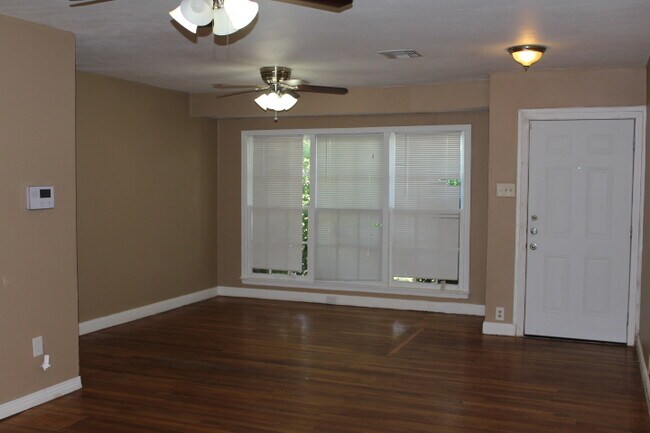 Building Photo - 2717 28th St