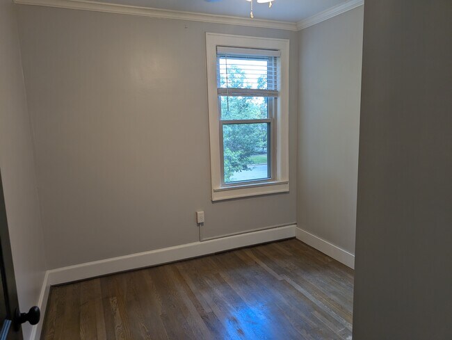 Building Photo - 2732 Blossom St