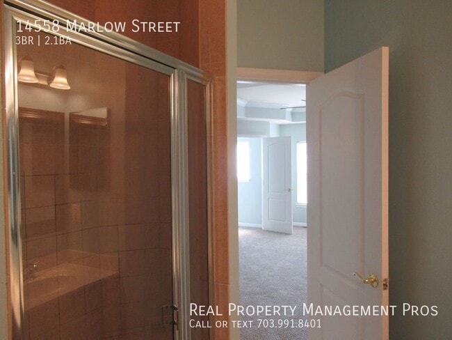 Building Photo - 14558 Marlow Street