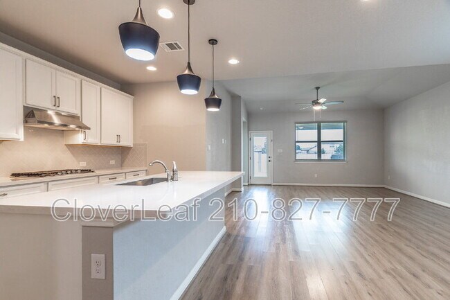 Building Photo - 13145 Maridell Park