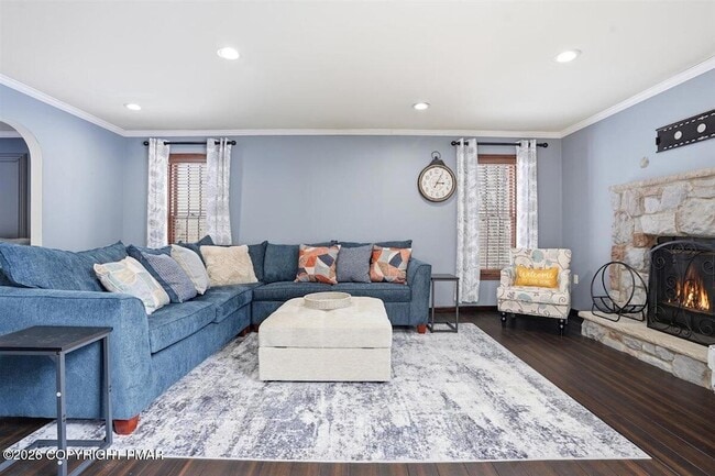 Building Photo - 5132 Pocono Park