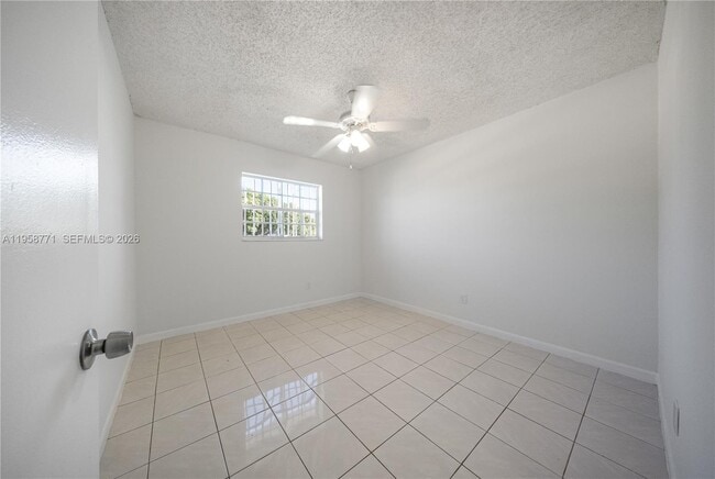 Building Photo - 20120 SW 112th Ct