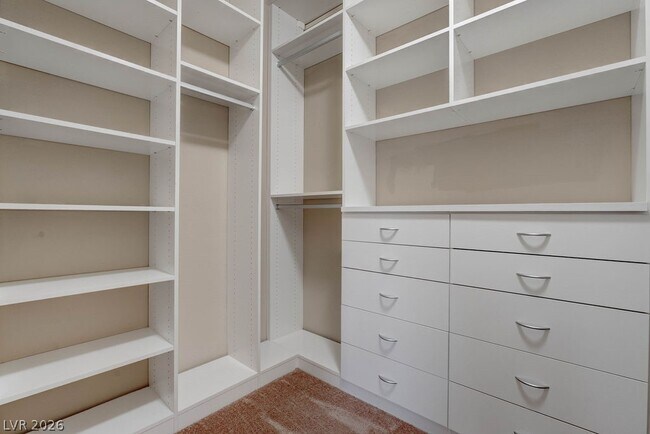 Building Photo - 1067 Fish Pond Ave