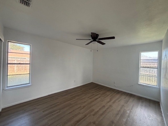 Building Photo - 1902 Falcon Dr