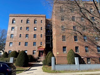 Primary Photo - 125 Terrace Ave