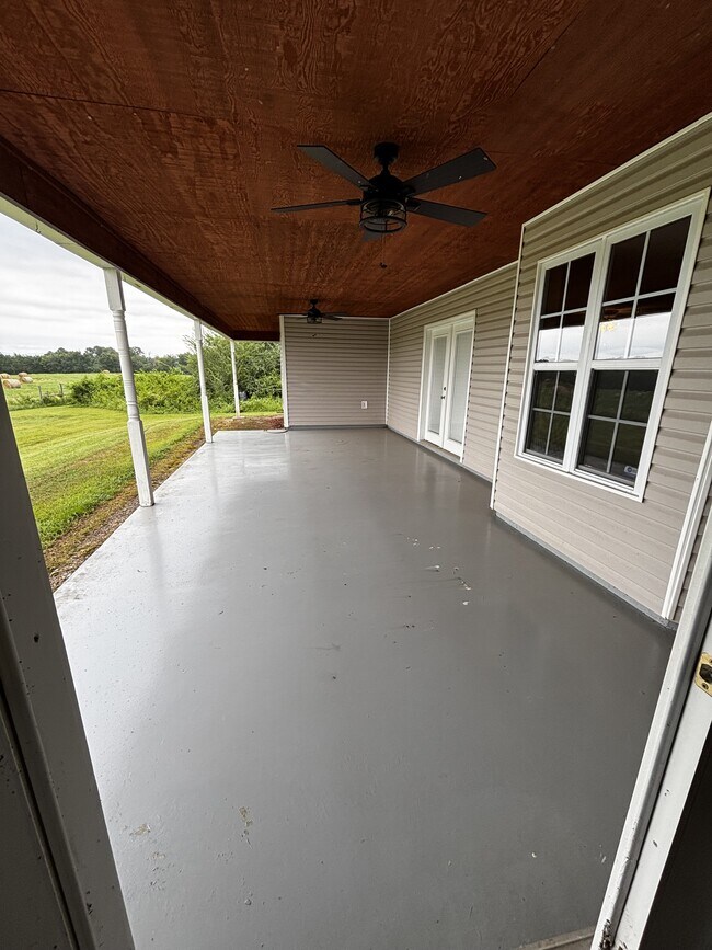 Building Photo - 1526 US-64