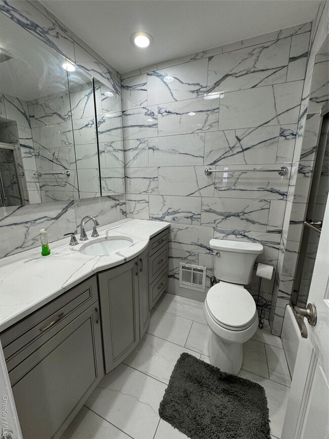 Building Photo - 144-05 21st Ave