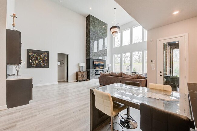 Building Photo - 5111 Maumee River Dr