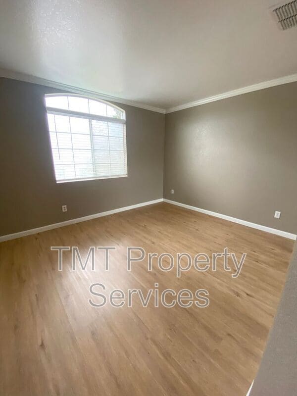 Building Photo - 8966 Forked Creek Way